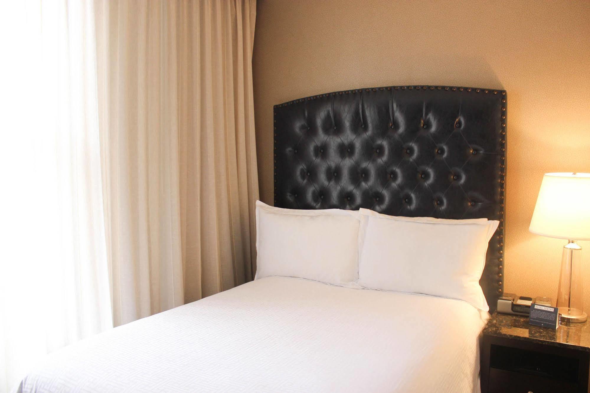 Hotel Teatro DEN Екстериор снимка